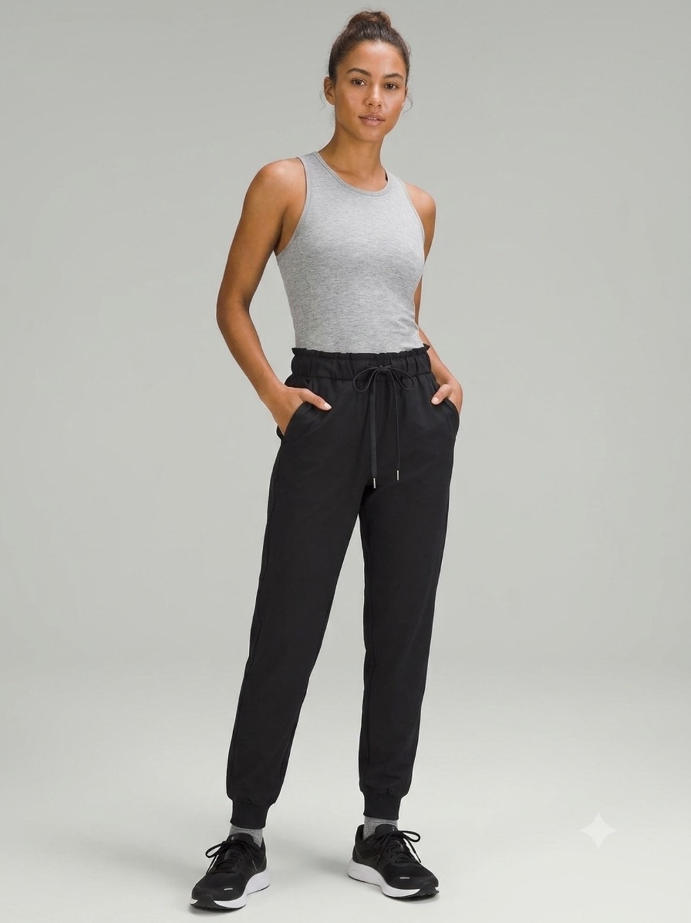 Lululemon On The Fly Mid Rise Athletic Running Yoga Performance Jogger Black 6.